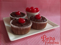 Кексы с ягодами