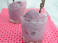 Черничное мороженое