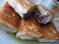 Блинчики, фаршированные мясом