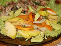 Салат с хурмой