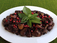 Куриная печень с инжиром и вином