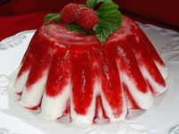 Клубнично-творожное мороженое