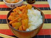 Курица с ананасом в кисло-сладком соусе