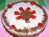 Торт «Клубничный йогурт»