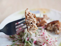 Куриная котлета с творогом и отрубями