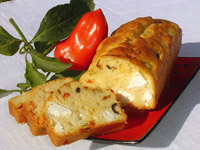 Кекс с оливками и брынзой
