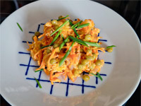 Салат с корейской морковью и курицей