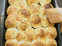 Булочки с сосисками и сыром