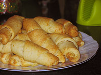 Сырные рогалики