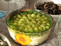Слоеный салат с курицей