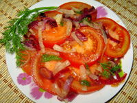 Закуска из маринованных помидор