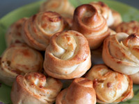 Булочки с картошкой