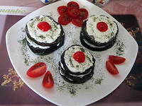Баклажанные башенки с домашним сыром