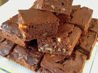 Брауни с бананом и орехами