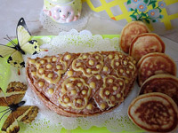 Блинный пирог с яблоками