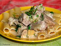 Мясо с айвой в мультиварке
