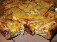 Пирог с грушей и сыром