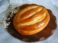 Булки из розового теста