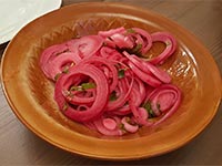 Маринованный лук к шашлыку