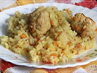 «Плов» с фрикадельками