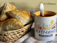 Слоёные пирожки с мясом