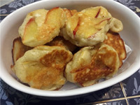 Постные оладьи с яблоками
