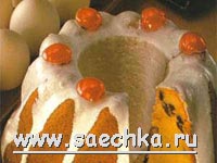 Пасхальный кулич с черешней