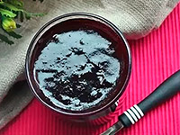 Сливовое варенье с корицей и бренди