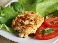 Куриные котлеты с сыром и черносливом
